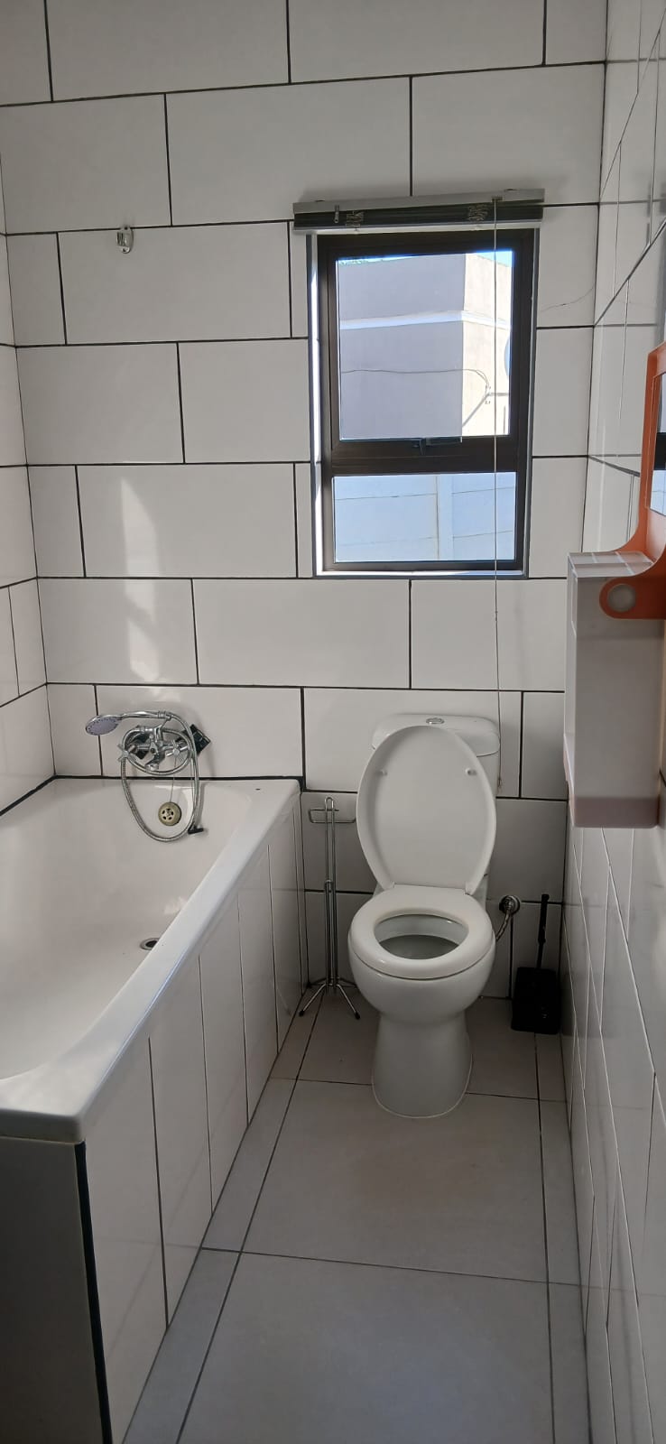 To Let 4 Bedroom Property for Rent in Hopefield Western Cape